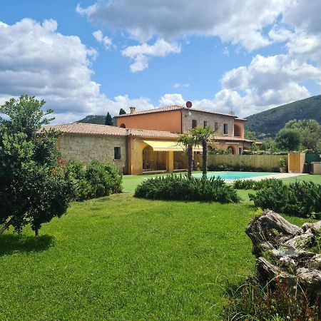 Villa Paola San Teodoro Con Piscina Privata Lu Lioni Exterior photo